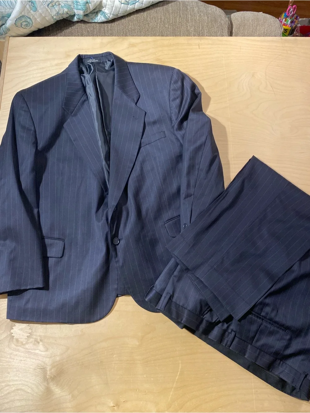 Oleg Cassini Men's Navy Pinstripe Suit Jacket & Pants - Classic Two-Piece 48 (SX